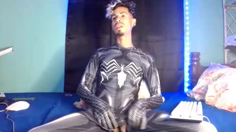 Snapshot of alexx_1214 chatting on November 2025 03:50:01 AM Alexx online show from November 2025 03:50:01 AM