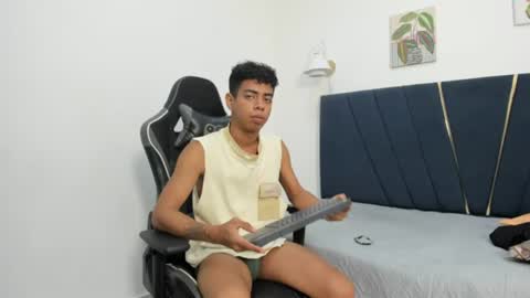 alexx_cum18 online show from June 2026 04:23:01 AM