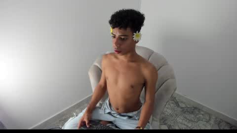 alexx_cum18 online show from June 2026 01:52:01 PM