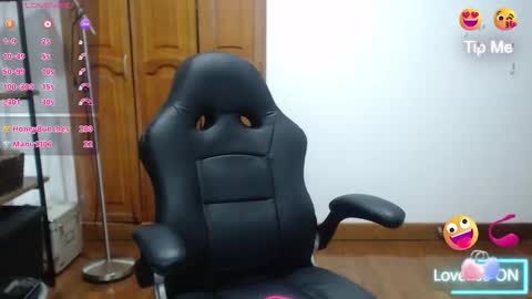 Snapshot of alexxandra20 chatting on November 2025 03:38:01 AM alexa online show from November 2025 03:38:01 AM