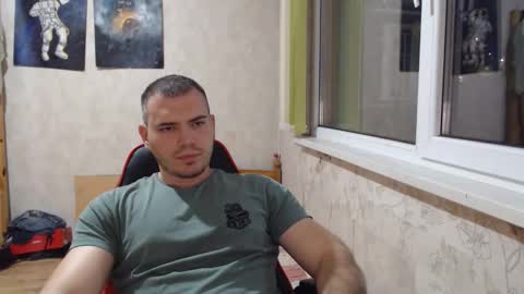 alexxgorilla online show from November 2025 05:26:01 PM