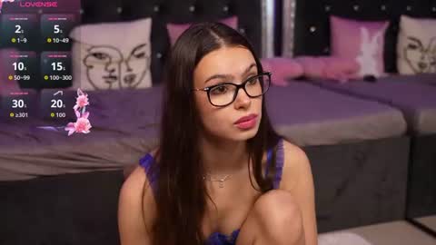 Alexxis Rae online show from June 2026 03:49:01 AM