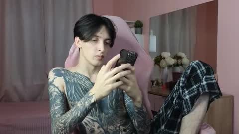 Alex online show from October 2025 02:35:01 PM