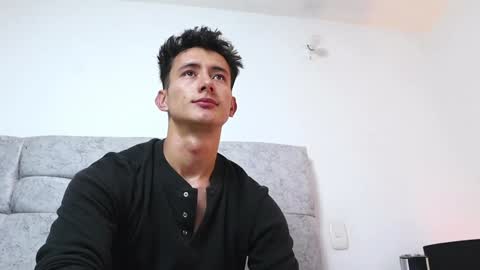 Alex online show from January 2025 04:04:01 AM