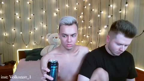 Snapshot of alexxx_d chatting on February 2025 06:29:02 PM AlexDimaIgor online show from February 2025 06:29:02 PM