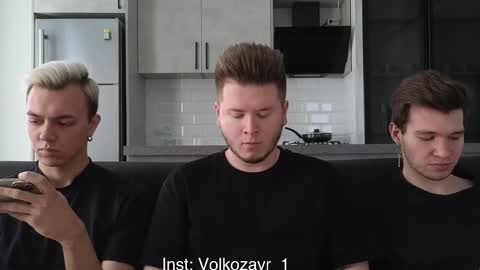 Snapshot of alexxx_d chatting on September 2025 01:05:02 PM AlexDimaIgor online show from September 2025 01:05:02 PM