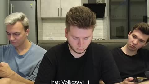 Snapshot of alexxx_d chatting on October 2025 08:05:02 PM AlexDimaIgor online show from October 2025 08:05:02 PM