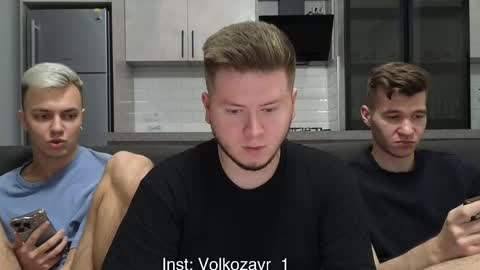 Snapshot of alexxx_d chatting on October 2025 07:58:01 PM AlexDimaIgor online show from October 2025 07:58:01 PM