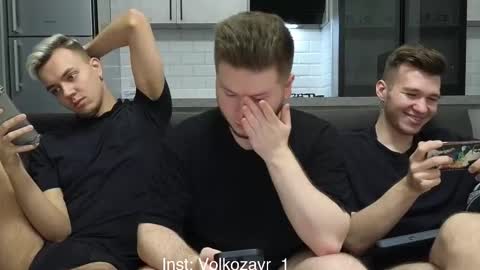 Snapshot of alexxx_d chatting on October 2025 08:41:02 PM AlexDimaIgor online show from October 2025 08:41:02 PM