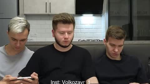 Snapshot of alexxx_d chatting on November 2025 07:37:01 PM AlexDimaIgor online show from November 2025 07:37:01 PM