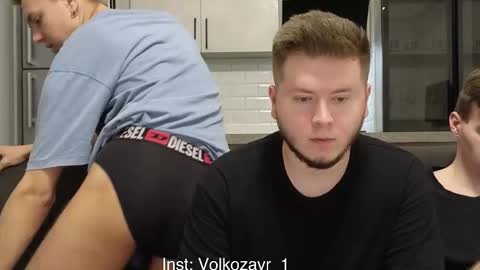 Snapshot of alexxx_d chatting on November 2025 07:45:02 PM AlexDimaIgor online show from November 2025 07:45:02 PM