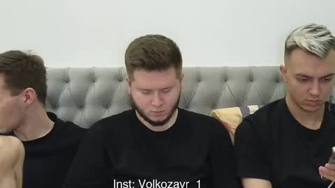 Snapshot of alexxx_d chatting on November 2025 07:35:02 PM AlexDimaIgor online show from November 2025 07:35:02 PM