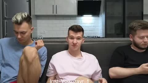 Snapshot of alexxx_d chatting on November 2025 10:44:02 PM AlexDimaIgor online show from November 2025 10:44:02 PM