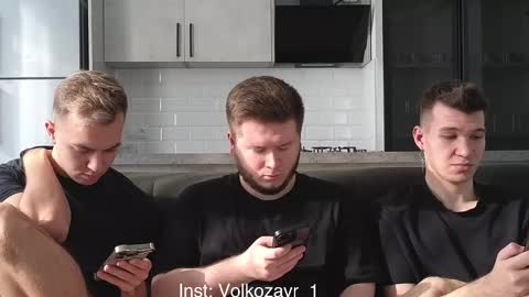 Snapshot of alexxx_d chatting on December 2025 08:30:01 AM AlexDimaIgor online show from December 2025 08:30:01 AM