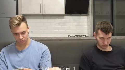 Snapshot of alexxx_d chatting on December 2025 08:06:02 PM AlexDimaIgor online show from December 2025 08:06:02 PM