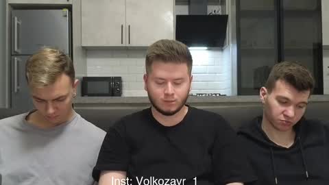 Snapshot of alexxx_d chatting on December 2025 07:53:02 PM AlexDimaIgor online show from December 2025 07:53:02 PM