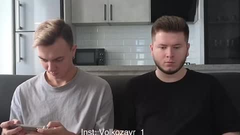 Snapshot of alexxx_d chatting on December 2025 08:09:02 AM AlexDimaIgor online show from December 2025 08:09:02 AM