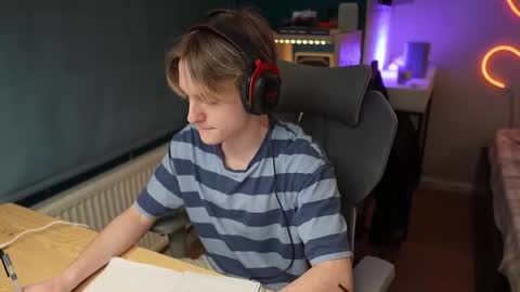 Alexycutie online show from February 2026 07:52:02 PM