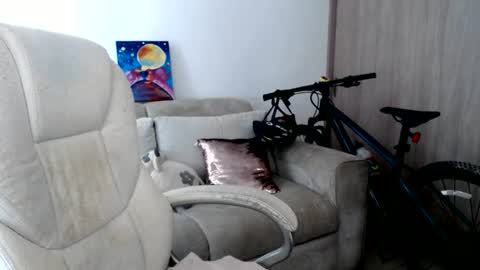 alexyferrer1 online show from June 2026 04:17:02 PM