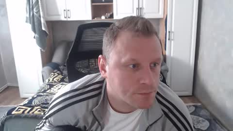 Snapshot of alexyno2020 chatting on November 2025 10:25:02 AM alexyno2022 ONLYFANS online show from November 2025 10:25:02 AM