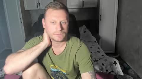 Snapshot of alexyno2020 chatting on November 2025 05:02:01 PM alexyno2022 ONLYFANS online show from November 2025 05:02:01 PM