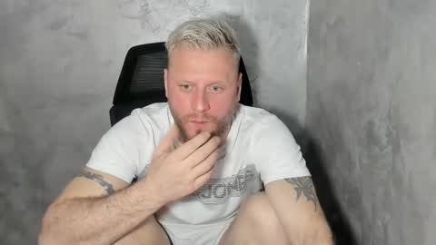 Snapshot of alexyno2020 chatting on February 2026 07:35:01 PM alexyno2022 ONLYFANS online show from February 2026 07:35:01 PM