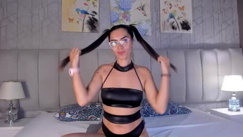 AlezkaRain online show from October 2025 04:18:02 AM