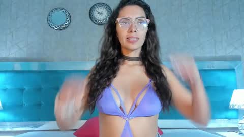 AlezkaRain online show from November 2025 02:44:01 AM