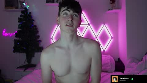 Snapshot of alfiegreenxxx chatting on December 2025 11:23:01 PM Alfie Green online show from December 2025 11:23:01 PM