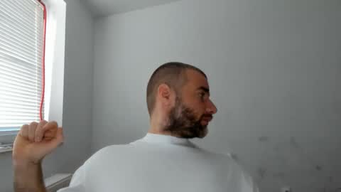 Snapshot of alfiesolomons87 chatting on November 2025 08:14:02 AM alfiesolomons87 online show from November 2025 08:14:02 AM