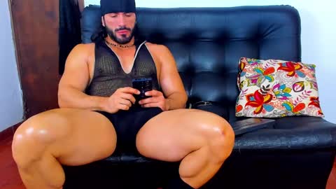 ig alfred walkerm online show from February 2025 12:58:01 PM