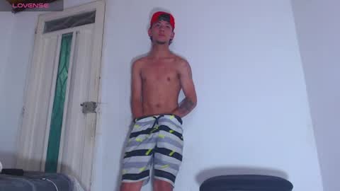 Snapshot of alfredo_rivas chatting on June 2026 03:33:02 AM alfredo_rivas online show from June 2026 03:33:02 AM