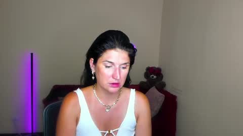 Alianna online show from June 2026 11:35:01 AM