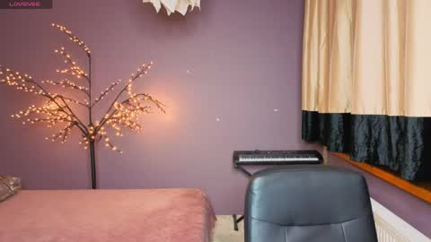 Alica online show from June 2026 06:02:01 PM