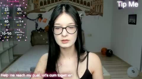 Snapshot of alicamoons chatting on November 2025 06:36:01 AM Alica online show from November 2025 06:36:01 AM