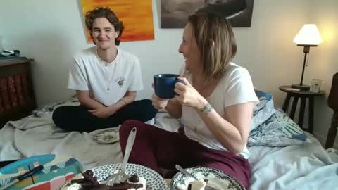 Alice online show from April 2026 01:05:02 PM