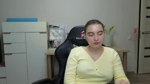 Snapshot of alice_________________________ chatting on April 2026 07:07:02 PM Alice online show from April 2026 07:07:02 PM