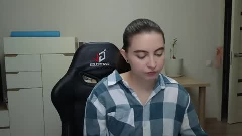 Snapshot of alice_________________________ chatting on April 2026 07:11:01 PM Alice online show from April 2026 07:11:01 PM