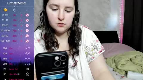 Snapshot of alice_allens chatting on October 2025 12:11:01 PM Alice online show from October 2025 12:11:01 PM