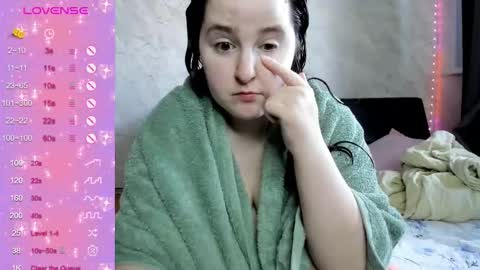 Snapshot of alice_allens chatting on October 2025 10:47:01 AM Alice online show from October 2025 10:47:01 AM