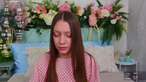 Snapshot of alice_charmy chatting on January 2026 07:11:01 PM Alice in Wonderland online show from January 2026 07:11:01 PM