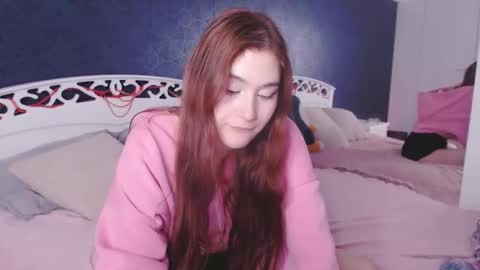 Snapshot of alice_clark13 chatting on February 2026 09:11:01 PM Alis online show from February 2026 09:11:01 PM