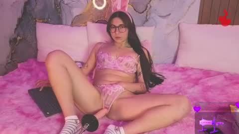 Mey online show from June 2026 02:33:01 PM