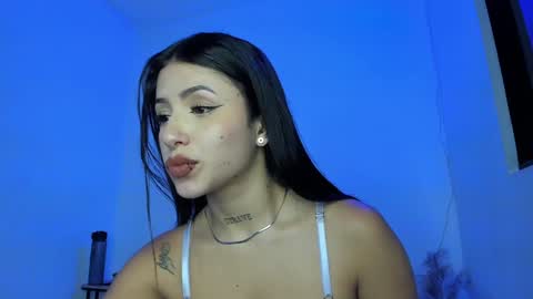 Snapshot of alice_fox___ chatting on January 2025 12:47:02 PM Manuela online show from January 2025 12:47:02 PM
