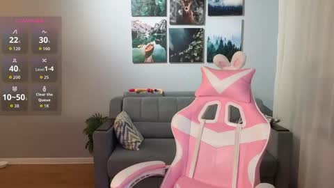 Alice Frost online show from June 2026 06:34:02 PM
