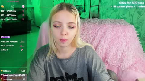 Snapshot of alice_halle chatting on December 2024 08:54:02 PM alice_halle online show from December 2024 08:54:02 PM