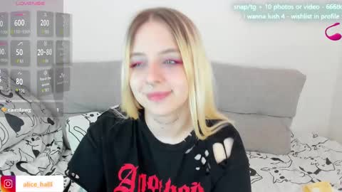 Snapshot of alice_halle chatting on March 2025 07:09:02 PM alice_halle online show from March 2025 07:09:02 PM