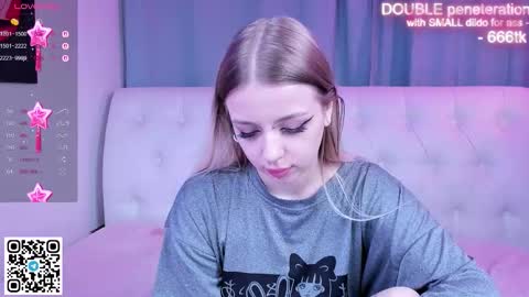 Snapshot of alice_halle chatting on November 2025 01:28:01 AM alice_halle online show from November 2025 01:28:01 AM