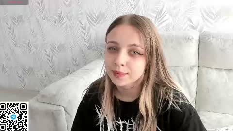 alice_halle online show from June 2026 06:18:01 AM