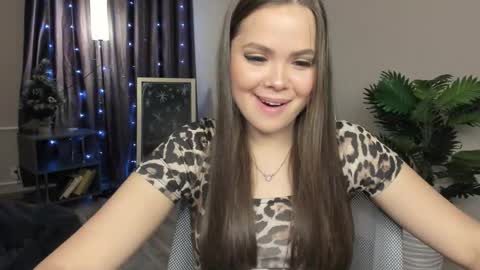 Snapshot of alice_love_888 chatting on January 2026 12:51:02 PM Alice online show from January 2026 12:51:02 PM